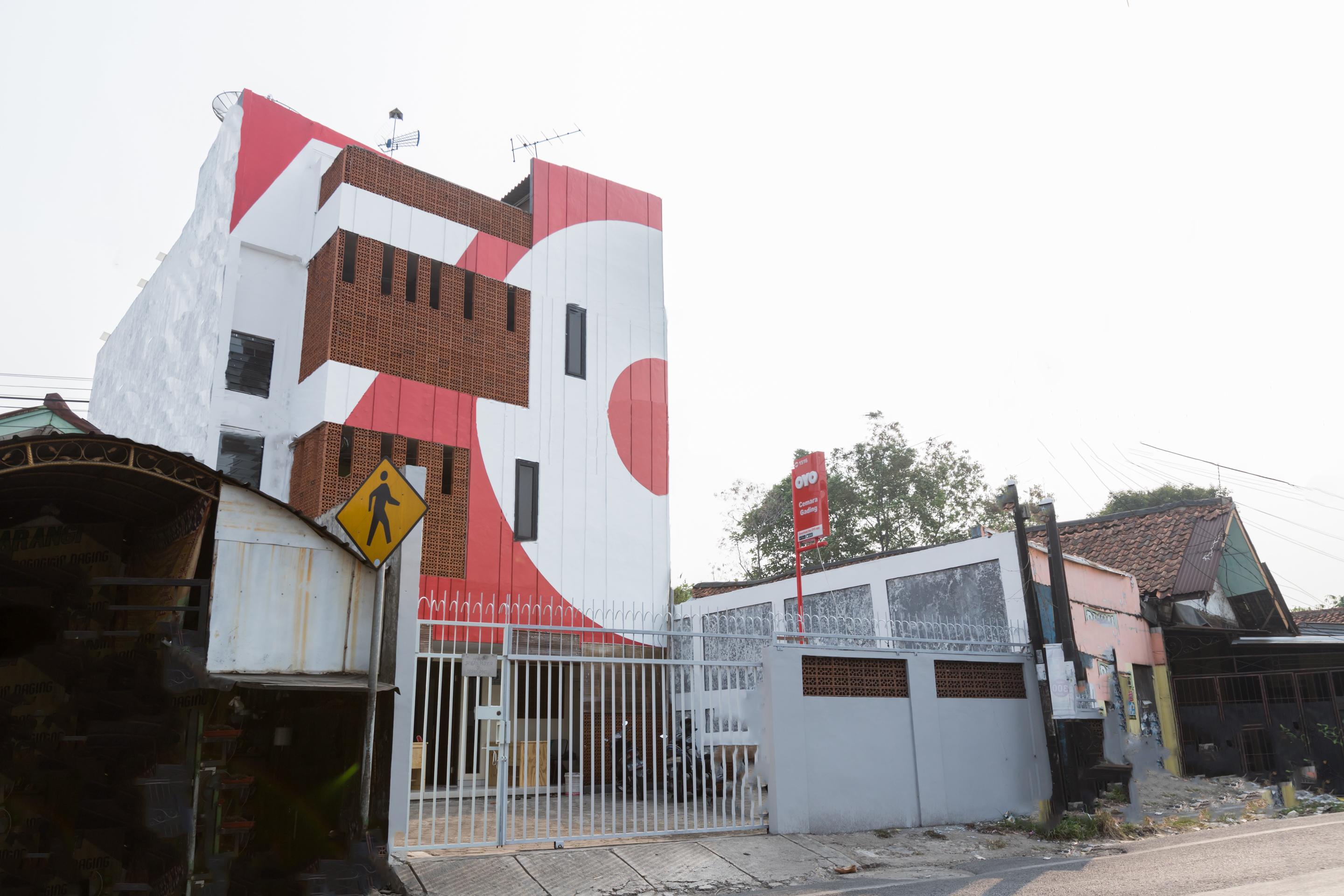 Готель Super Oyo 1516 Cemara Gading Syariah Богор Екстер'єр фото